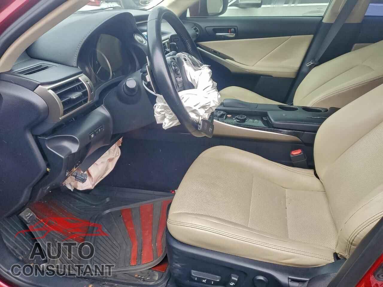 LEXUS IS 2014 - JTHBF1D21E5029752