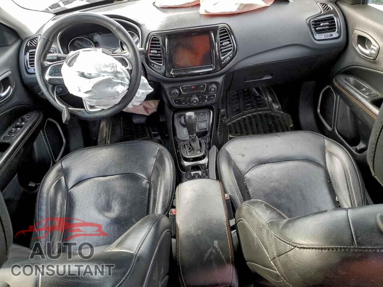 JEEP COMPASS 2019 - 3C4NJDCB3KT651684