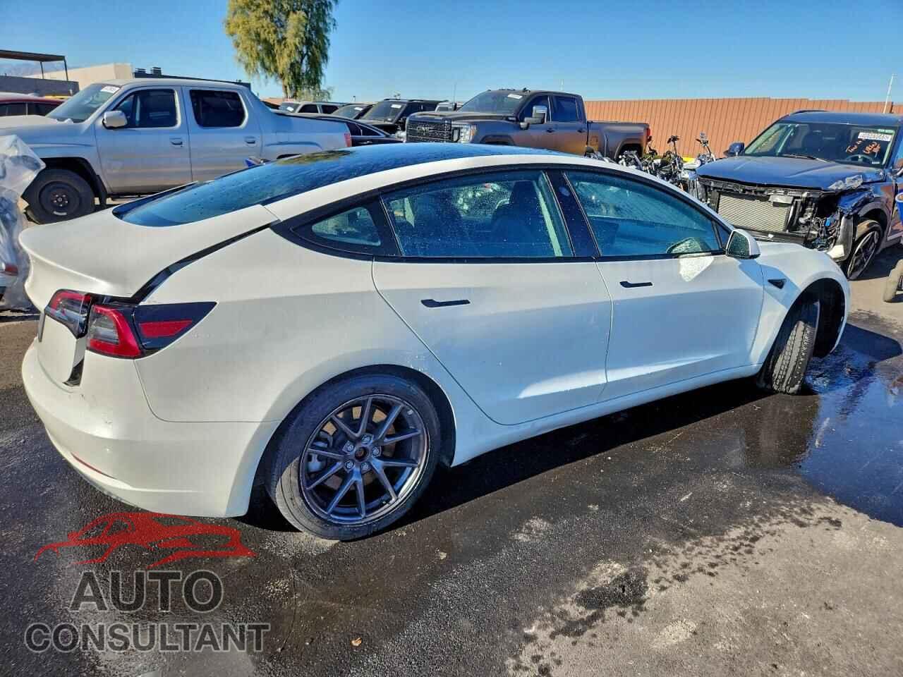 TESLA MODEL 3 2023 - 5YJ3E1EA5PF464791