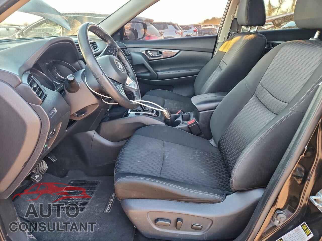 NISSAN ROGUE 2019 - KNMAT2MV1KP548953
