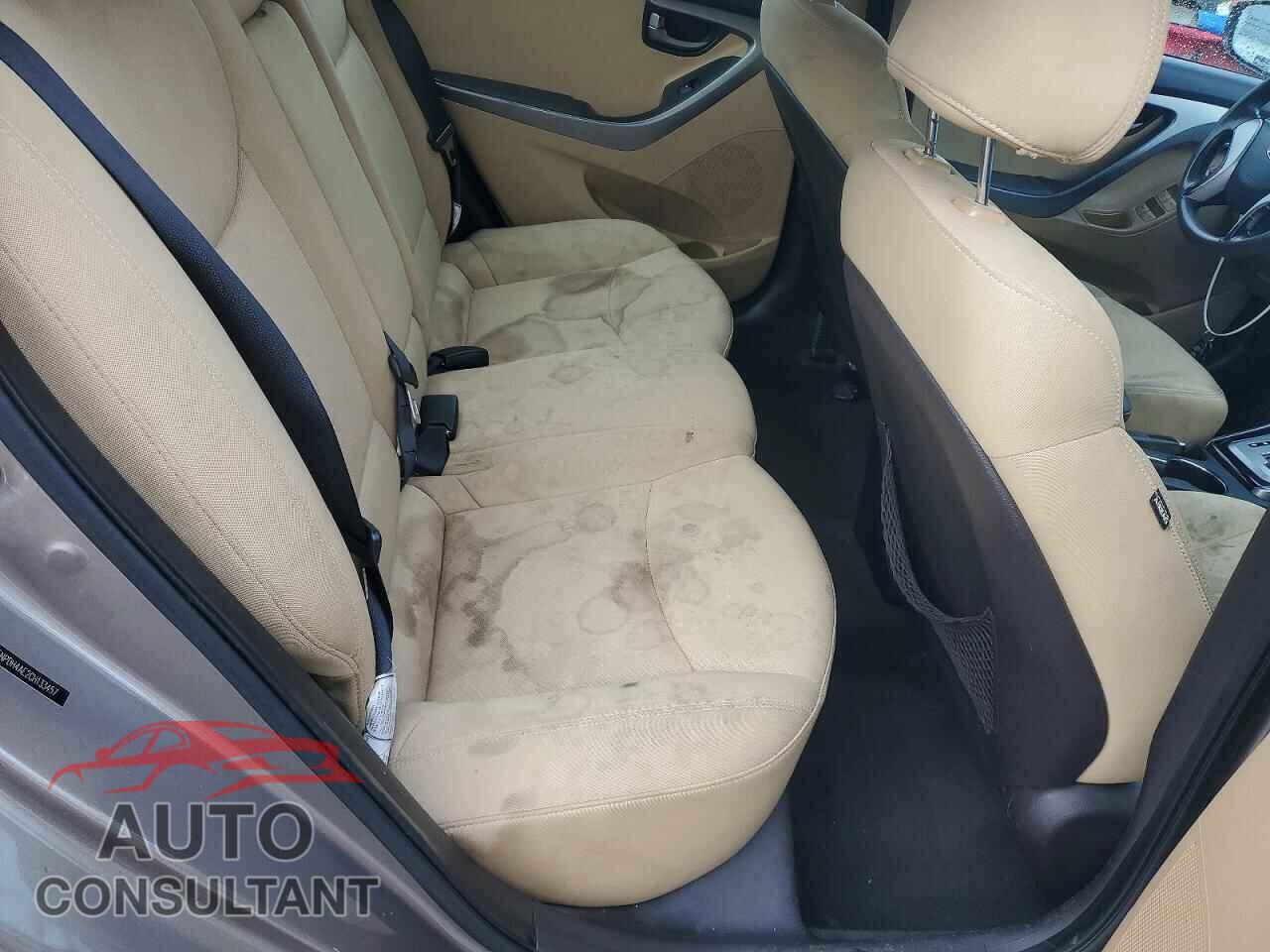 HYUNDAI ELANTRA 2012 - 5NPDH4AE2CH133457