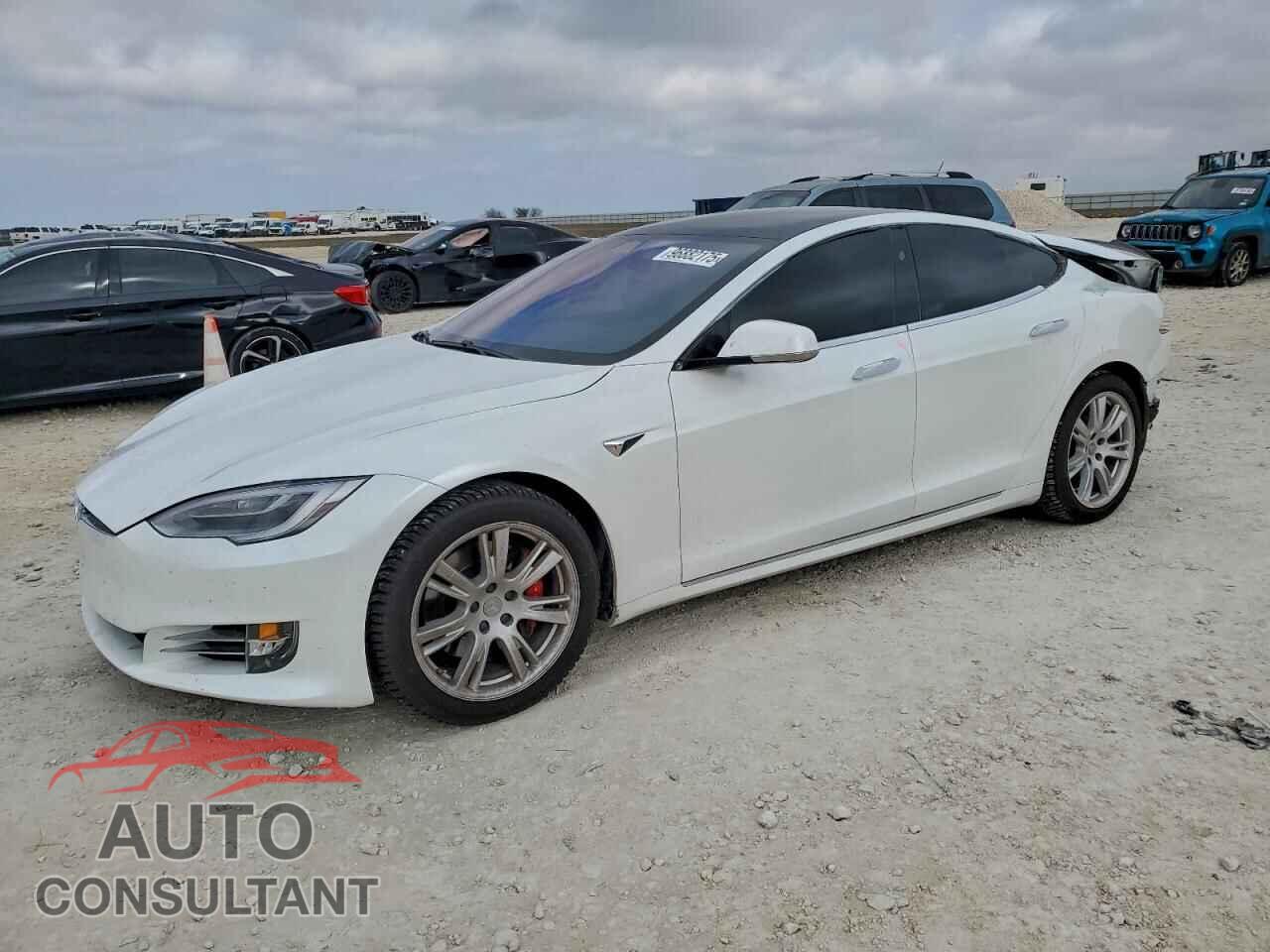 TESLA MODEL S 2020 - 5YJSA1E48LF385191