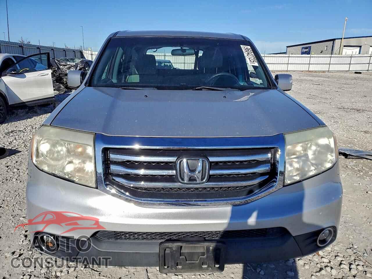 HONDA PILOT 2015 - 5FNYF4H41FB027850