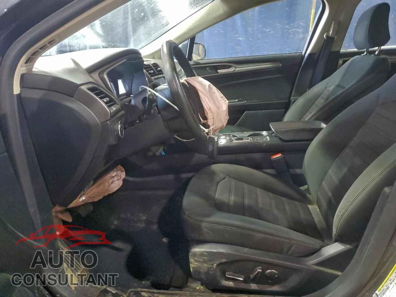FORD FUSION 2020 - 3FA6P0HD5LR246775