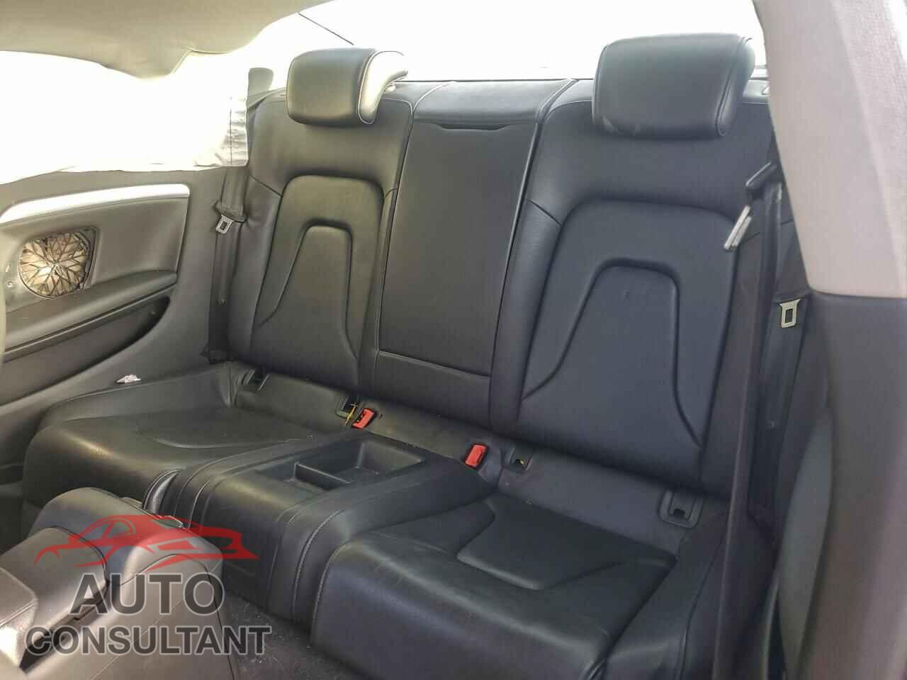 AUDI A5 2012 - WAULFAFR4CA024630