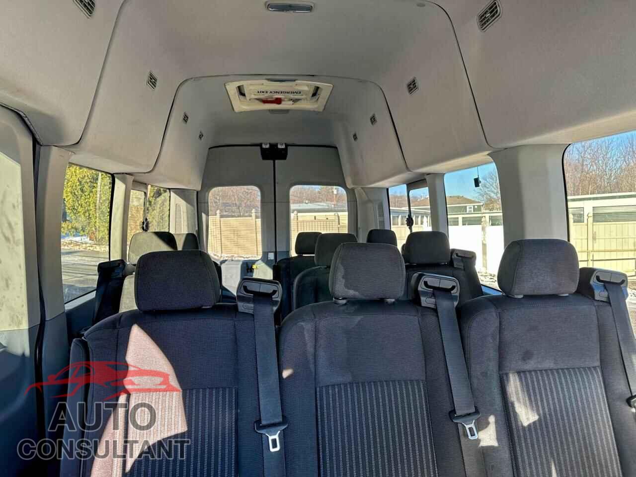 FORD TRANSIT 2017 - 1FBVU4XV5HKA38461
