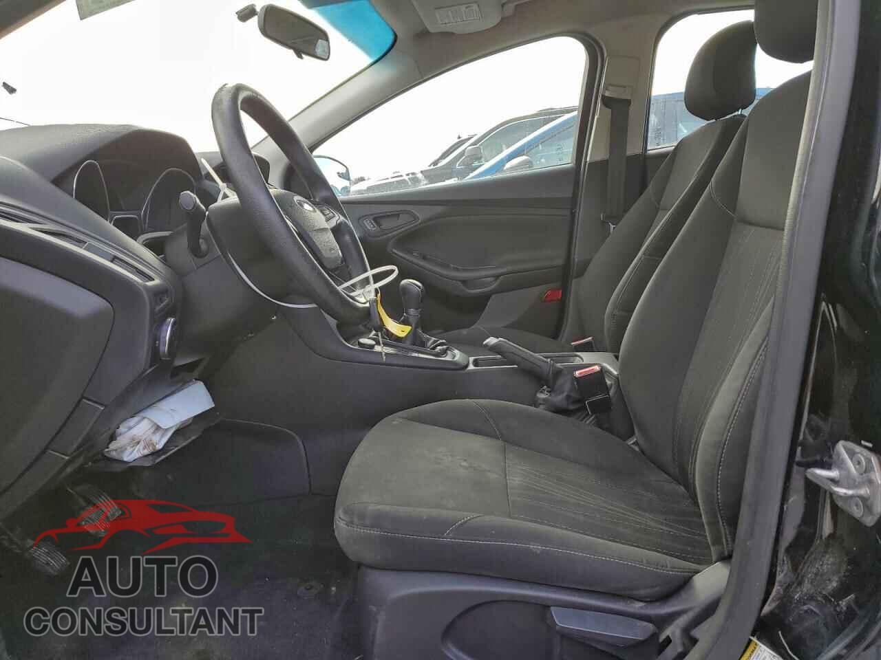 FORD FOCUS 2016 - 1FADP3E2XGL218793