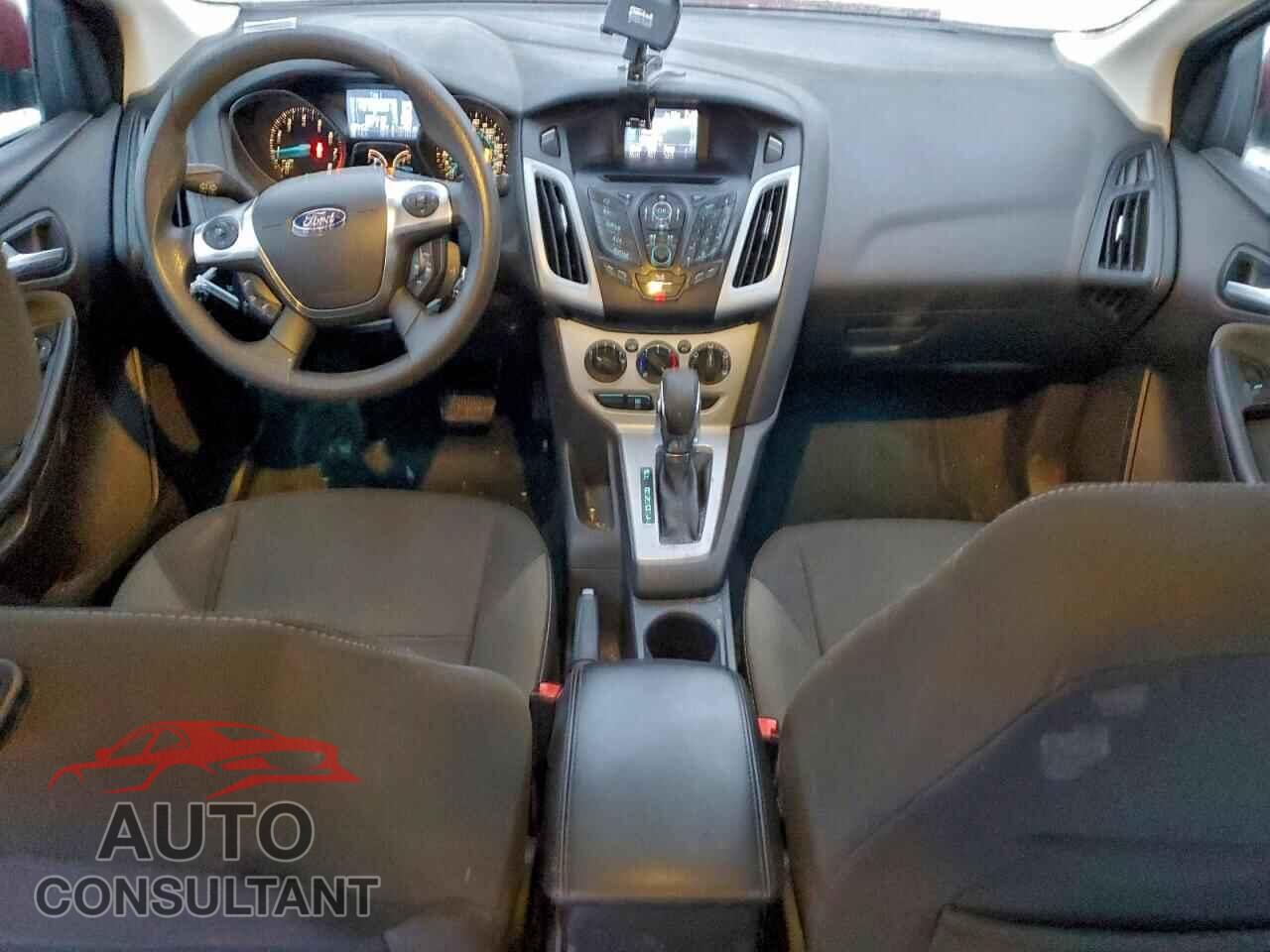 FORD FOCUS 2012 - 1FAHP3F2XCL304034