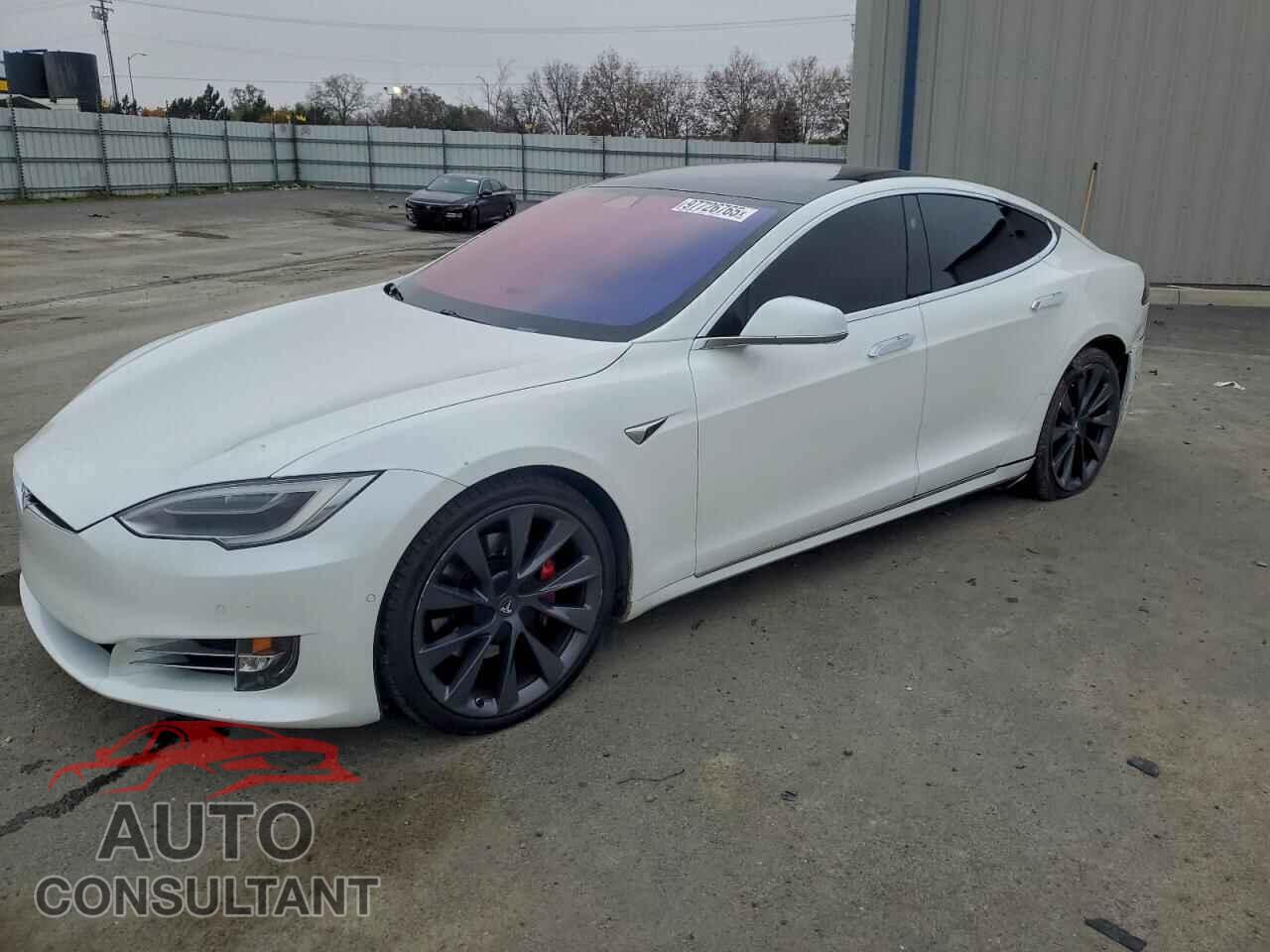TESLA MODEL S 2018 - 5YJSA1E28JF257044
