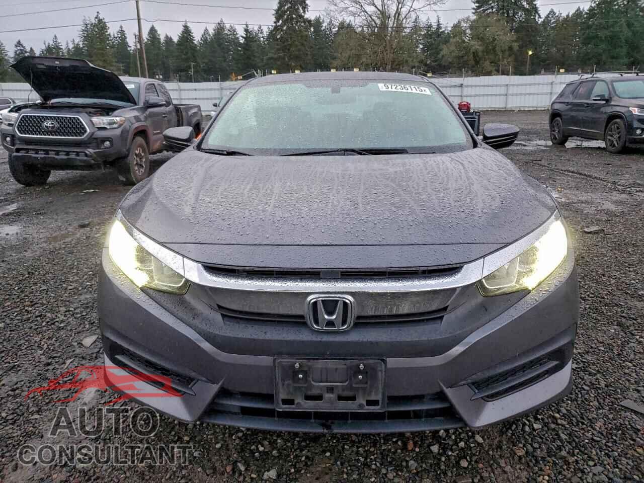 HONDA CIVIC 2018 - 2HGFC2F70JH599398