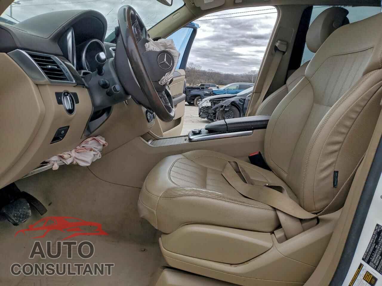 MERCEDES-BENZ GL-CLASS 2015 - 4JGDF6EE4FA561999