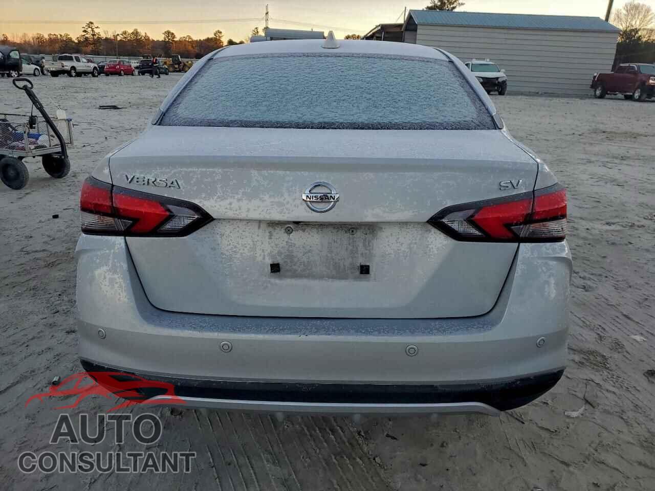 NISSAN VERSA 2020 - 3N1CN8EV5LL806475