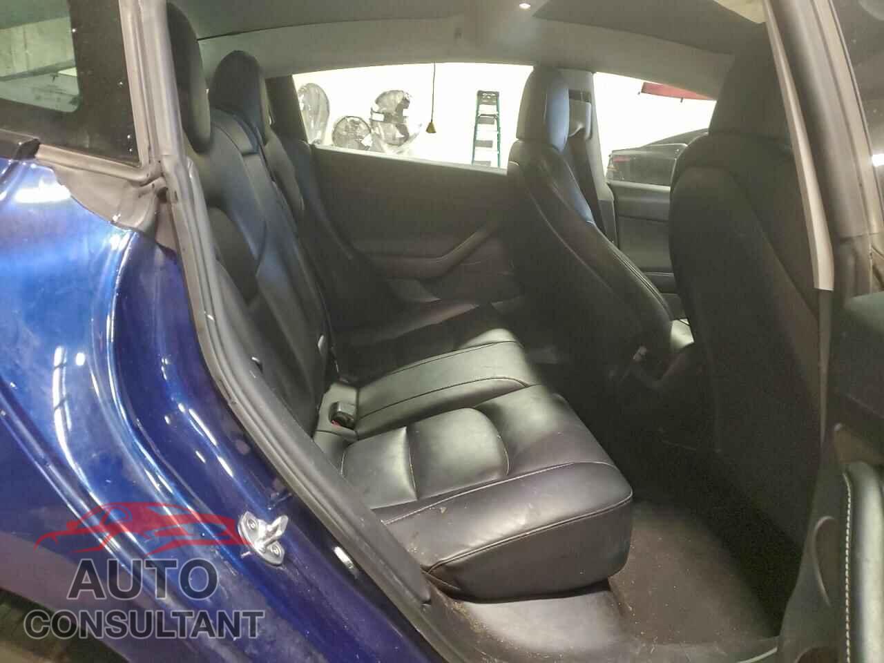 TESLA MODEL 3 2022 - 5YJ3E1EA5NF371573