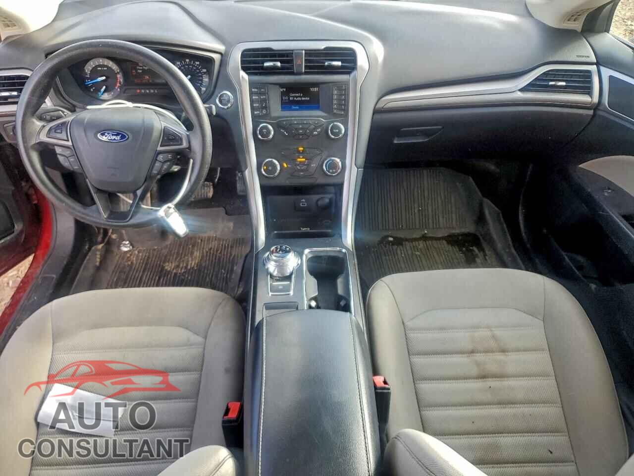 FORD FUSION 2019 - 3FA6P0G77KR132447