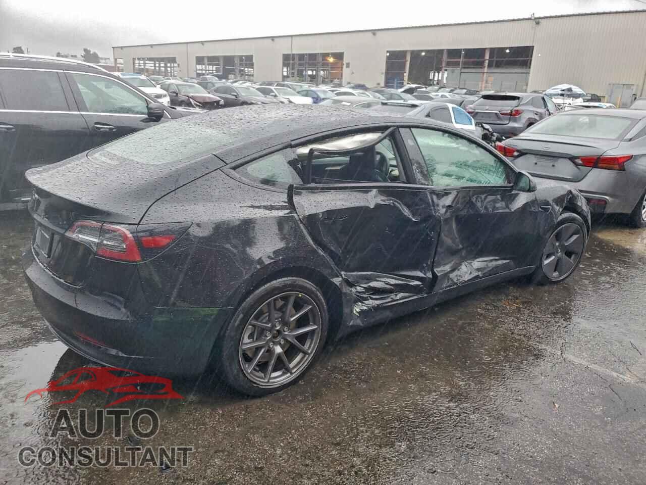 TESLA MODEL 3 2023 - 5YJ3E1EA0PF457179