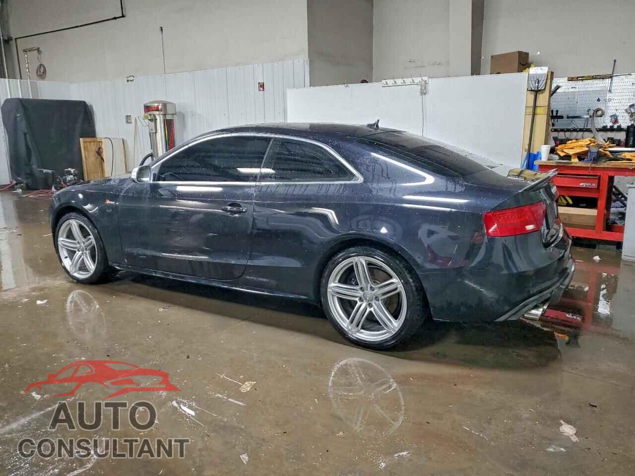 AUDI S5/RS5 2014 - WAUCGAFR0EA047046