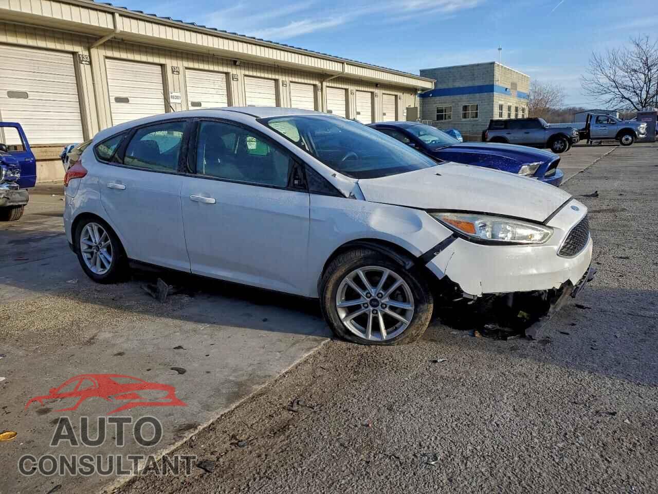FORD FOCUS 2016 - 1FADP3K28GL399624