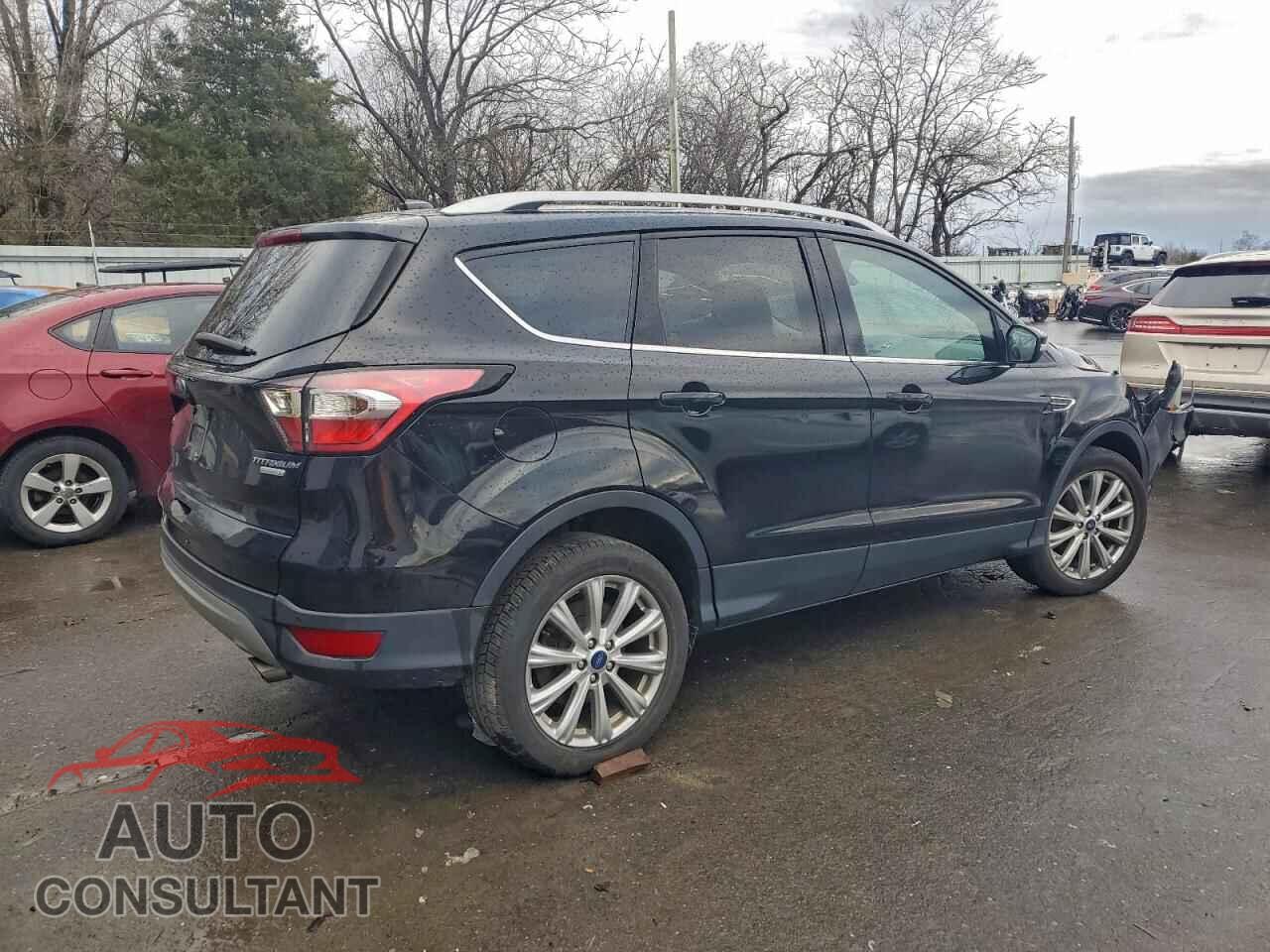 FORD ESCAPE 2017 - 1FMCU0JD7HUB64610