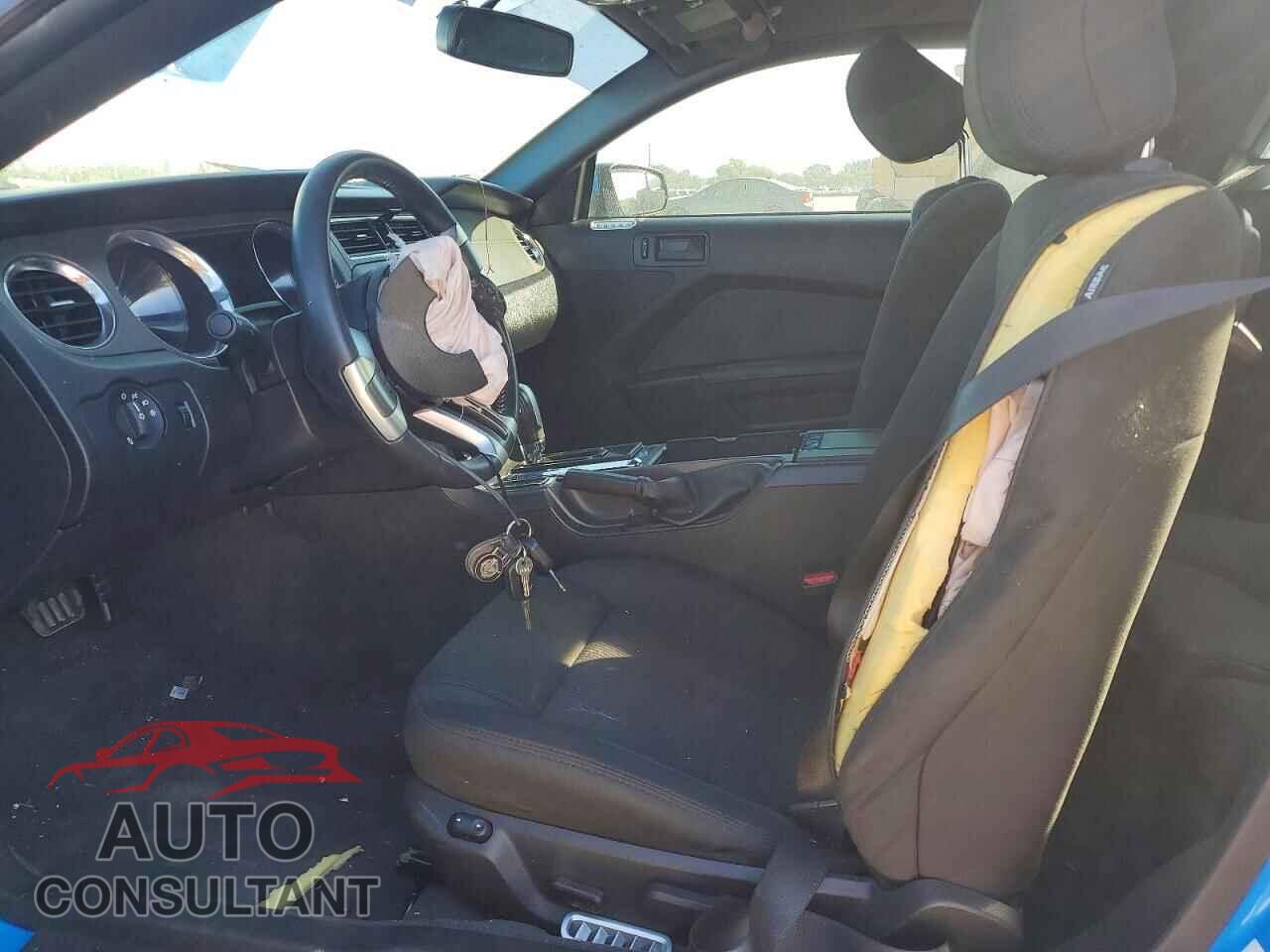 FORD MUSTANG 2013 - 1ZVBP8CF2D5238148