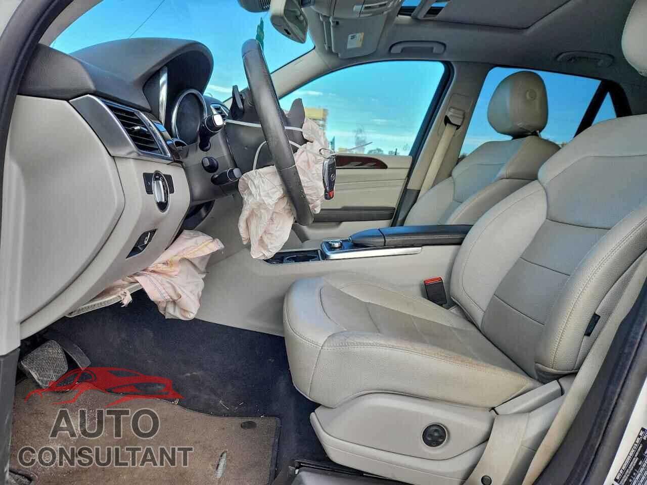 MERCEDES-BENZ M-CLASS 2015 - 4JGDA0EB8FA470736