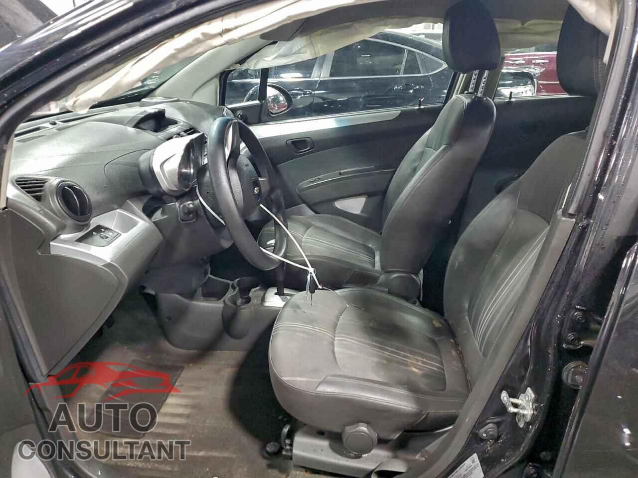 CHEVROLET SPARK 2014 - KL8CB6S9XEC589613