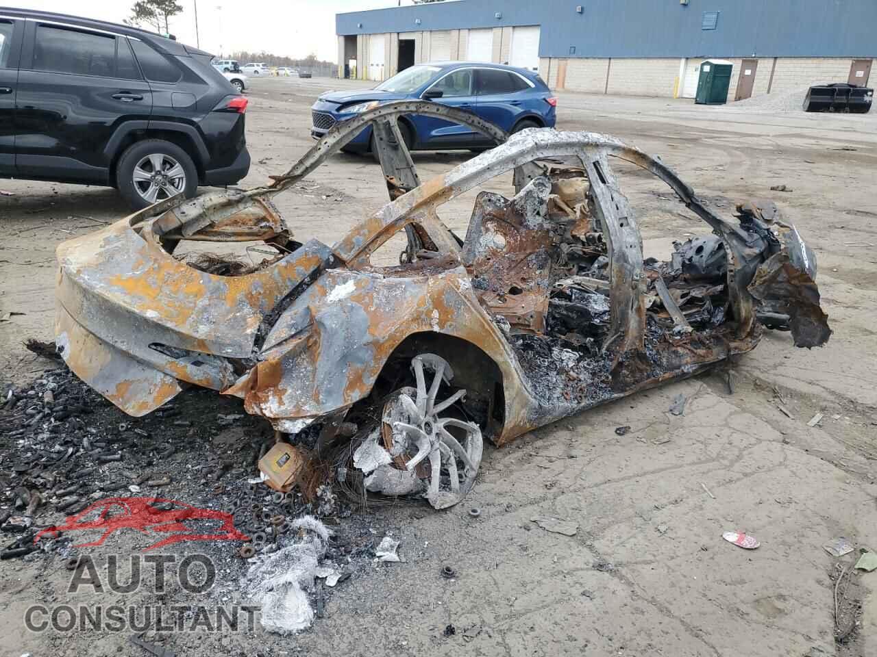TESLA MODEL 3 2024 - 5YJ3E1ET9RF784779