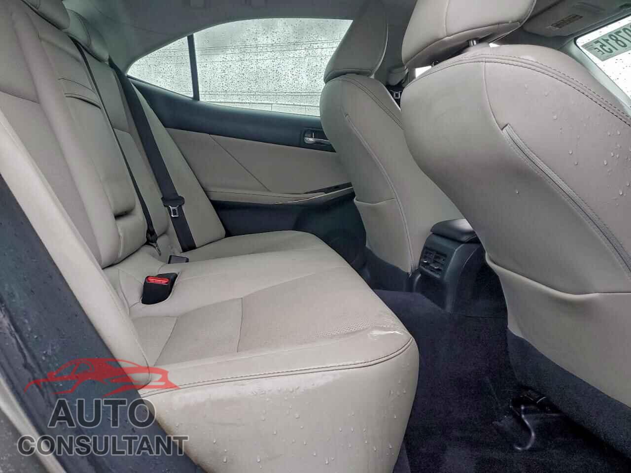 LEXUS IS 2014 - JTHBF1D25E5042701
