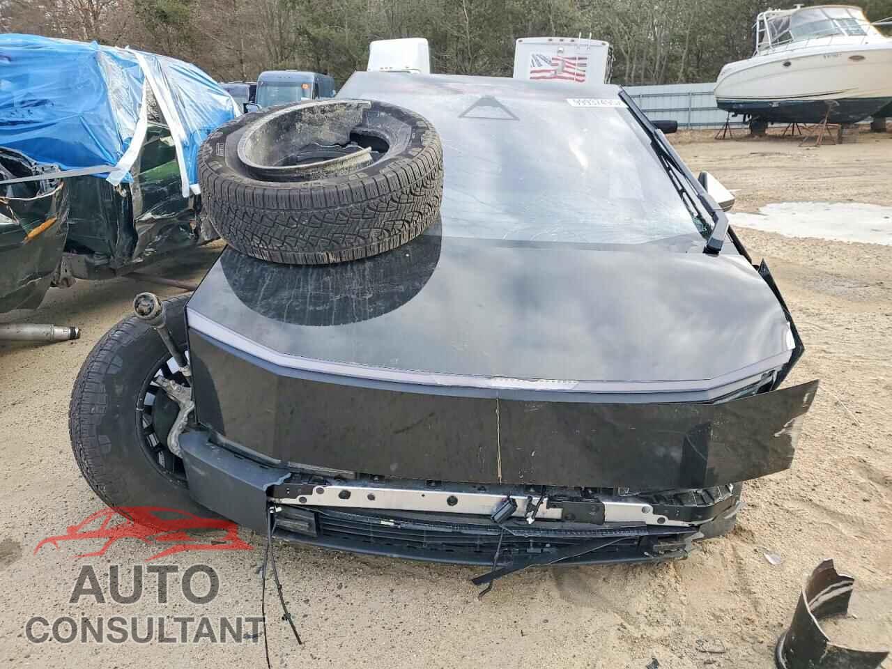 TESLA CYBERTRUCK 2025 - 7G2CEHED3SA074312