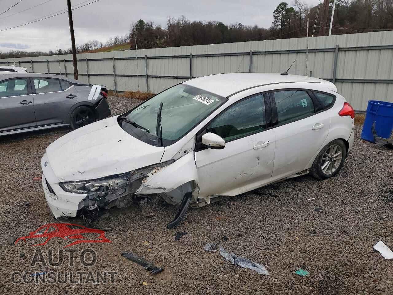 FORD FOCUS 2016 - 1FADP3K28GL232471