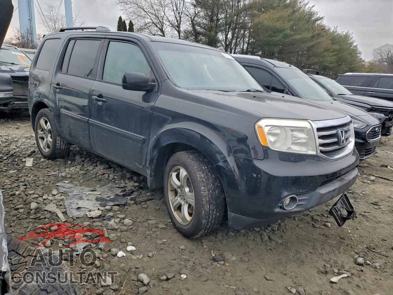 HONDA PILOT 2015 - 5FNYF4H55FB014740