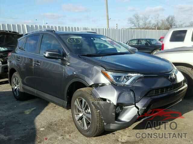 TOYOTA RAV4 2017 - JTMWFREV9HJ104719