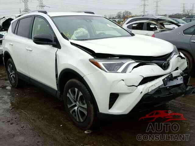 TOYOTA RAV4 2017 - JTMBFREV5HJ107549