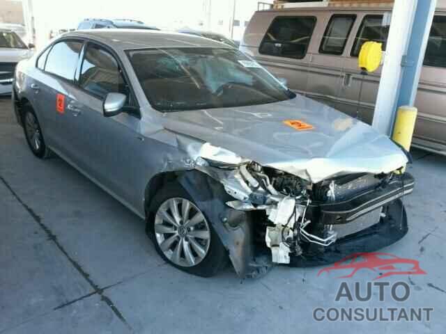 VOLKSWAGEN PASSAT 2015 - 1VWAS7A39FC014340