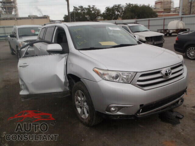 TOYOTA HIGHLANDER 2011 - 5TDZK3EH6BS038396