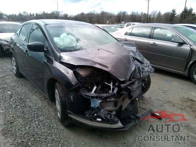 FORD FOCUS 2015 - 1FADP3E20FL355949