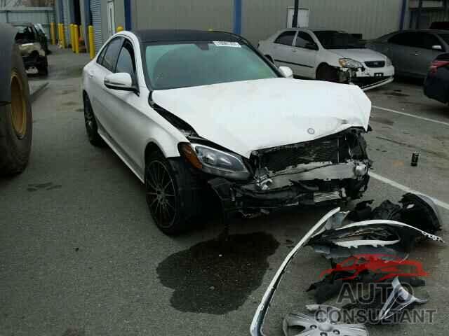 MERCEDES-BENZ C300 2015 - 55SWF4KB2FU015462