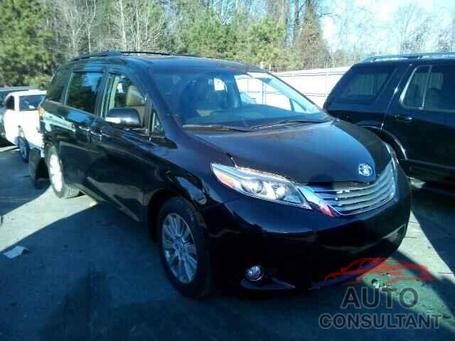 TOYOTA SIENNA 2015 - 5TDDK3DC8FS118661