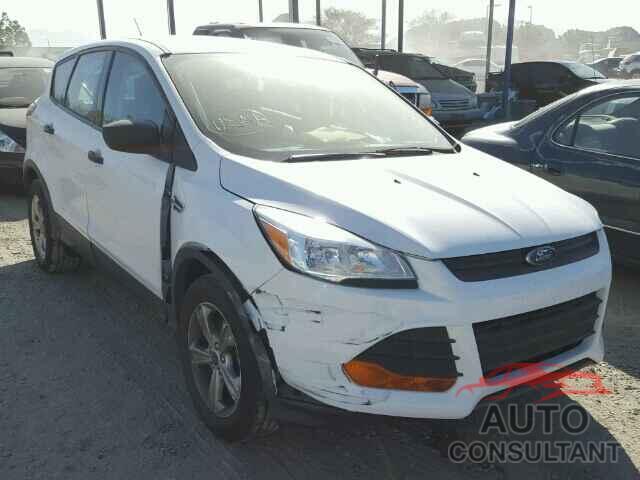 FORD ESCAPE 2015 - 1FMCU0F70FUB63024
