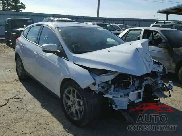 FORD FOCUS 2015 - 1FADP3K23FL365816