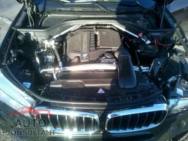 BMW X5 2015 - 5UXKR0C50F0P04342