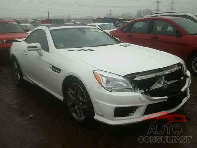 MERCEDES-BENZ SLK350 2015 - WDDPK5HA4FF112153