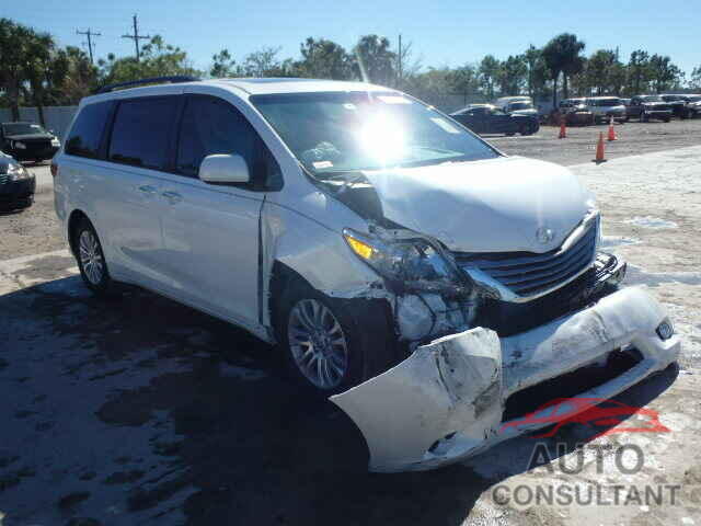 TOYOTA SIENNA 2015 - 5TDYK3DC6FS558265