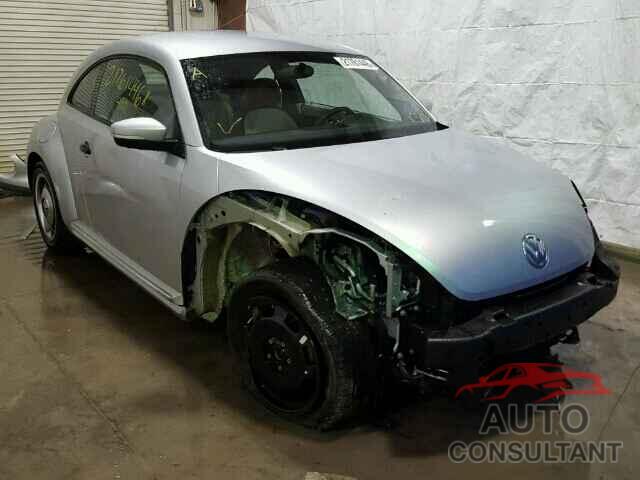 VOLKSWAGEN BEETLE 2015 - 3VWF17AT4FM600564