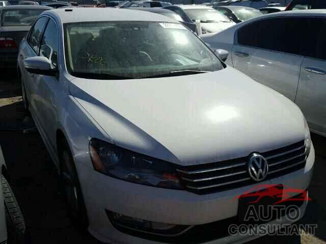 VOLKSWAGEN PASSAT 2015 - 1VWAT7A31FC088641