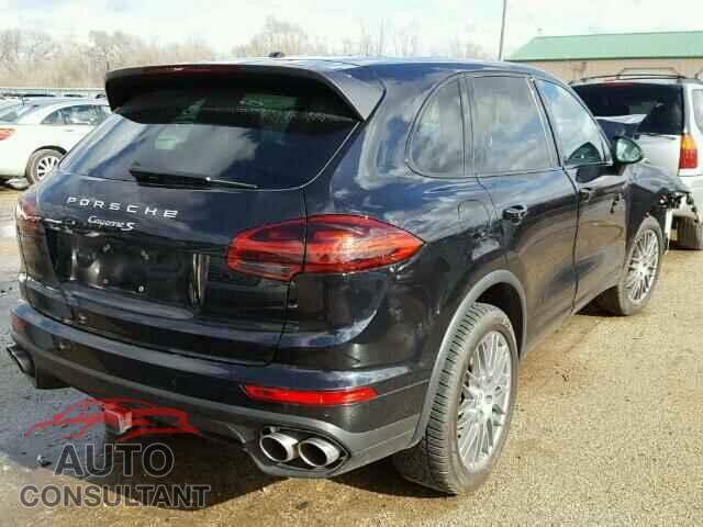 PORSCHE CAYENNE 2017 - WP1AB2A2XHLA52674