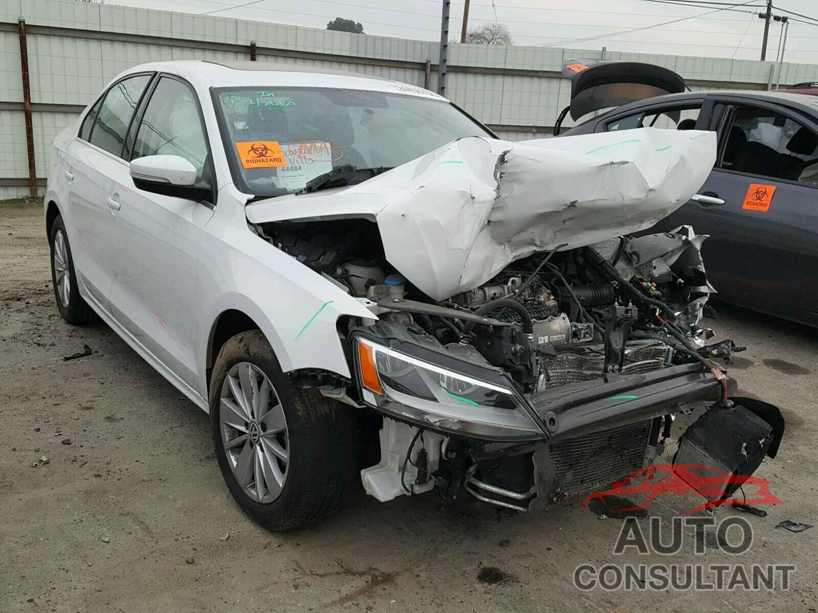 VOLKSWAGEN JETTA 2016 - 3VWD67AJ4GM324315