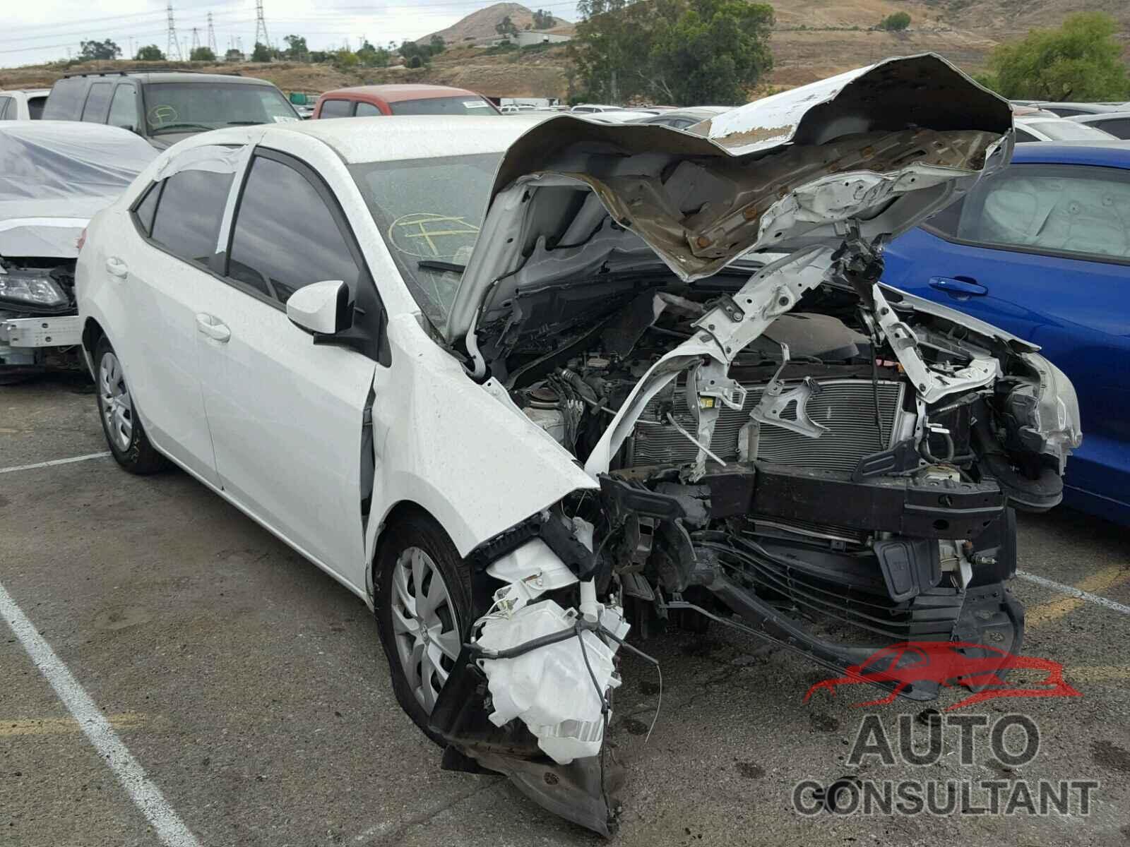 TOYOTA COROLLA 2015 - 5YFBURHE0FP321035