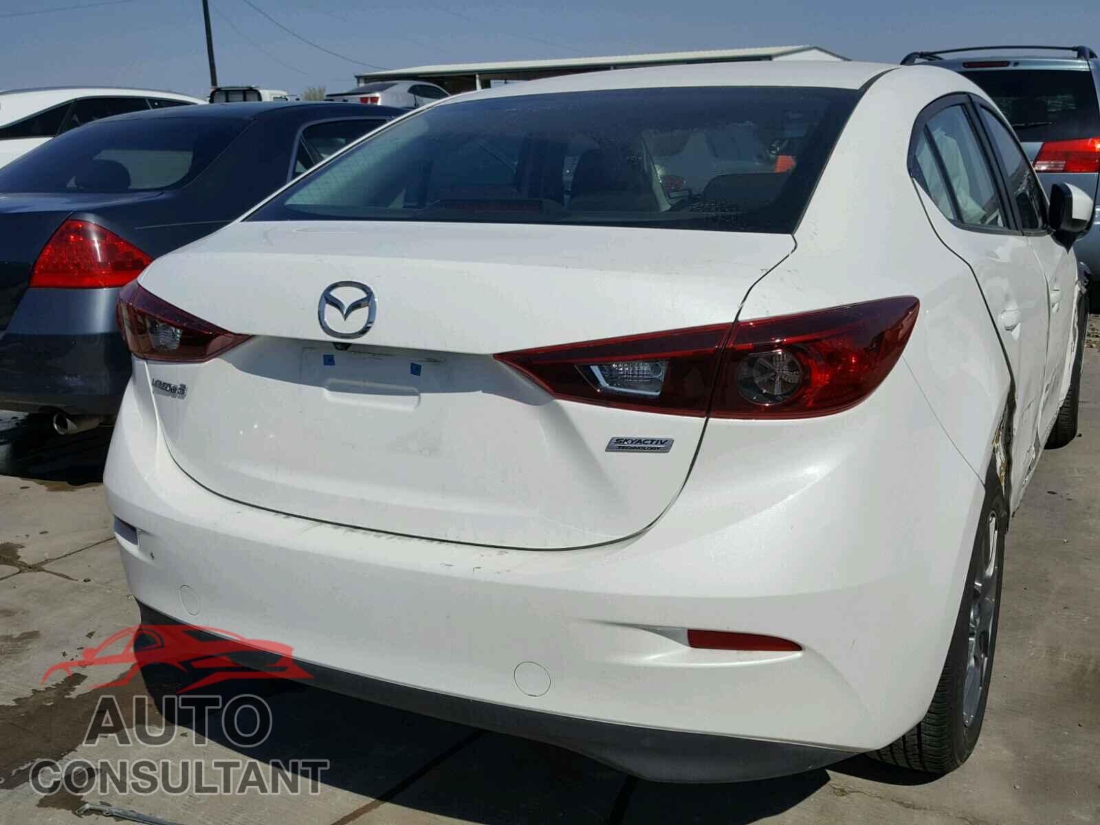 MAZDA 3 2017 - 3MZBN1U78HM134753