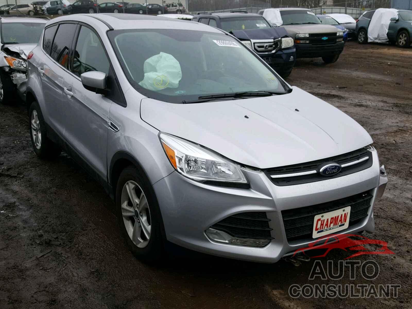 FORD ESCAPE 2016 - 1FMCU0G77GUC04426