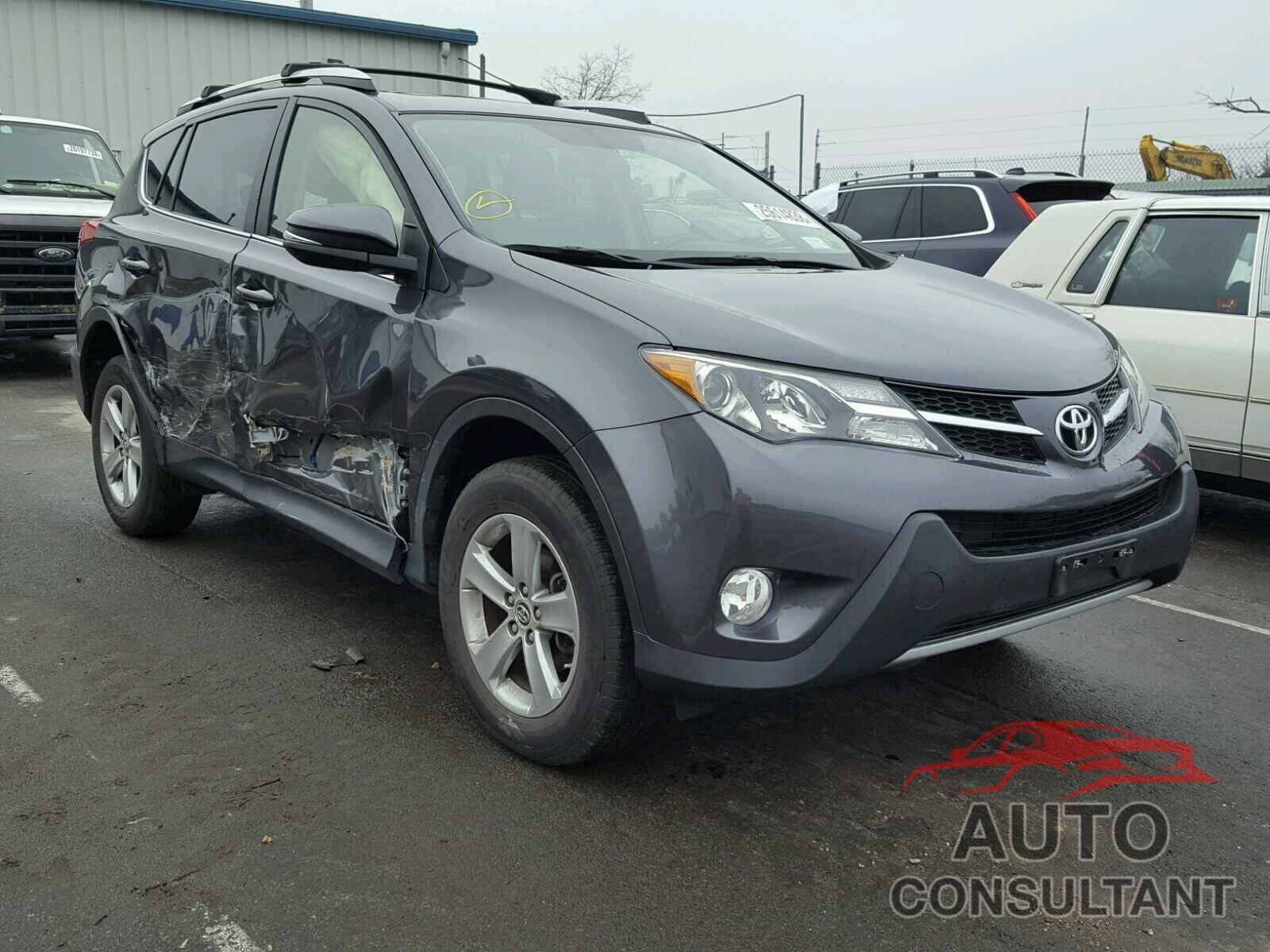 TOYOTA RAV4 2015 - JTMRFREV8FJ046712
